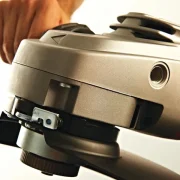 Milwaukee AGV 22-230 E MPN:4933431850 EAN:4002395243860